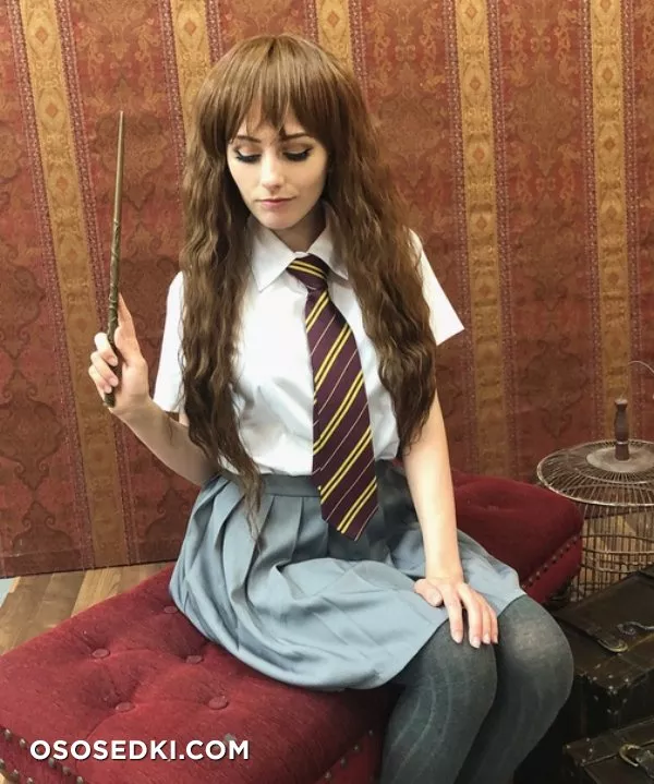 Rolyatistaylor - Hermione Granger nude. Onlyfans, Patreon leaked 11 nude photos and videos