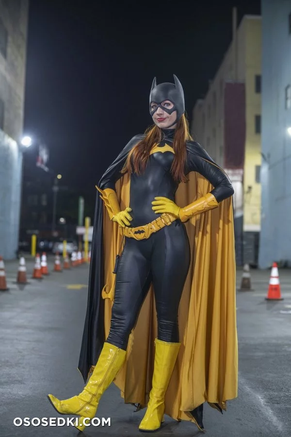 Amanda Lynne - Batgirl cosplay set nude. Onlyfans, Patreon leaked 13 nude photos and videos